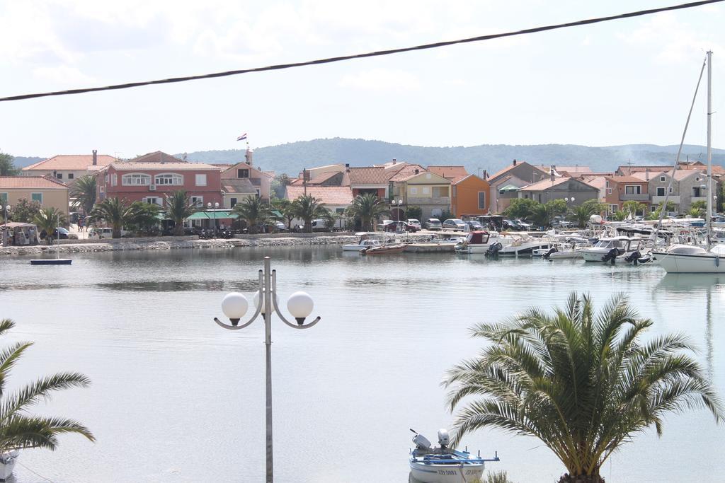 Apartments Roko Kolinda Bibinje Esterno foto