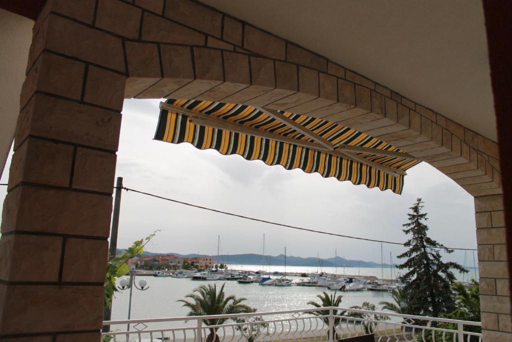 Apartments Roko Kolinda Bibinje Esterno foto